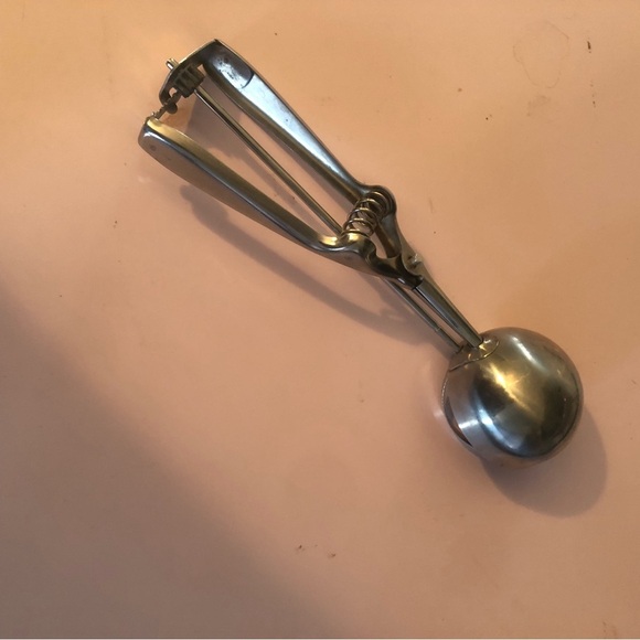 Stainless Steel Ice Cream Scoop spring action, potatoes, ice cream, rice- used - Picture 3 of 6